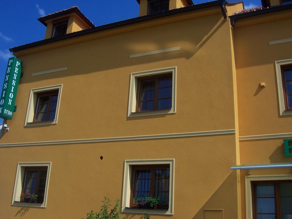 Pension Euro Mikulov Εξωτερικό φωτογραφία