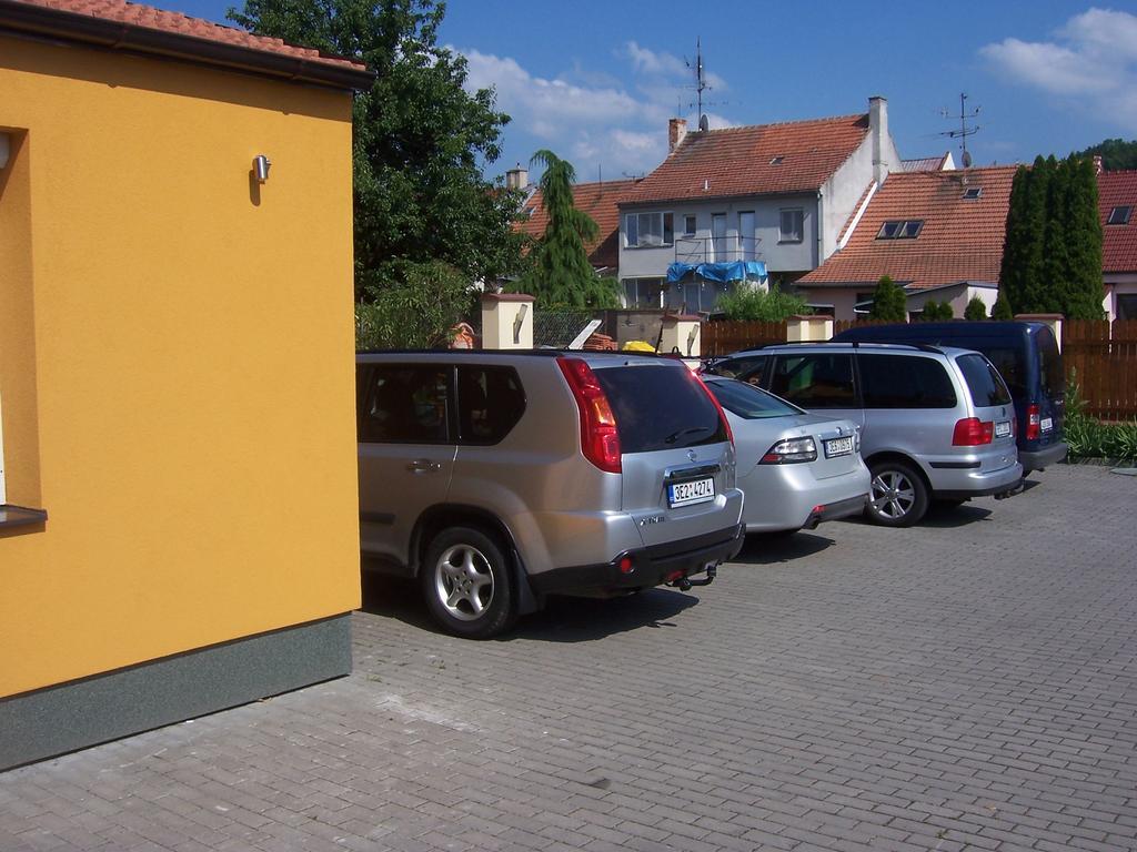 Pension Euro Mikulov Εξωτερικό φωτογραφία